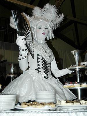 MarieTable007.JPG