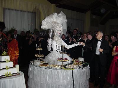 MarieTableWalter001.JPG
