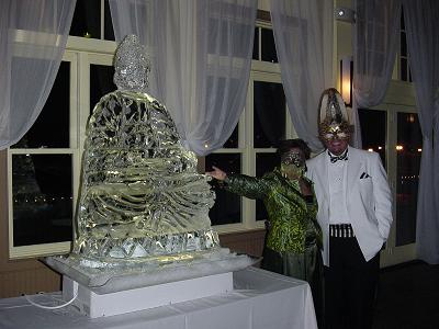 TonyLauraBudha001.JPG